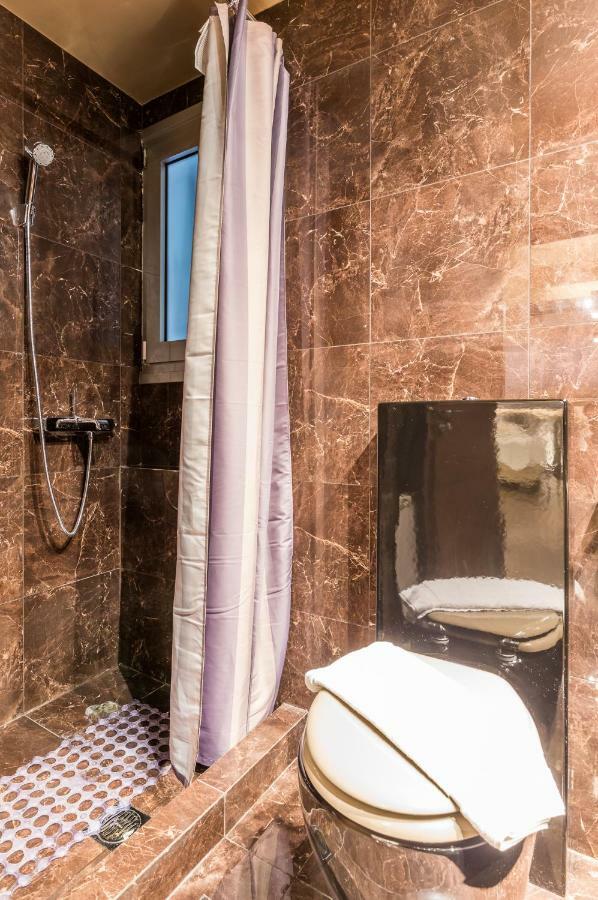 Outstanding Studio In Kolonaki Near The Metro Athens Exterior photo